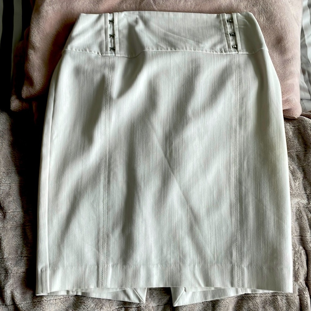 White Express Skirt